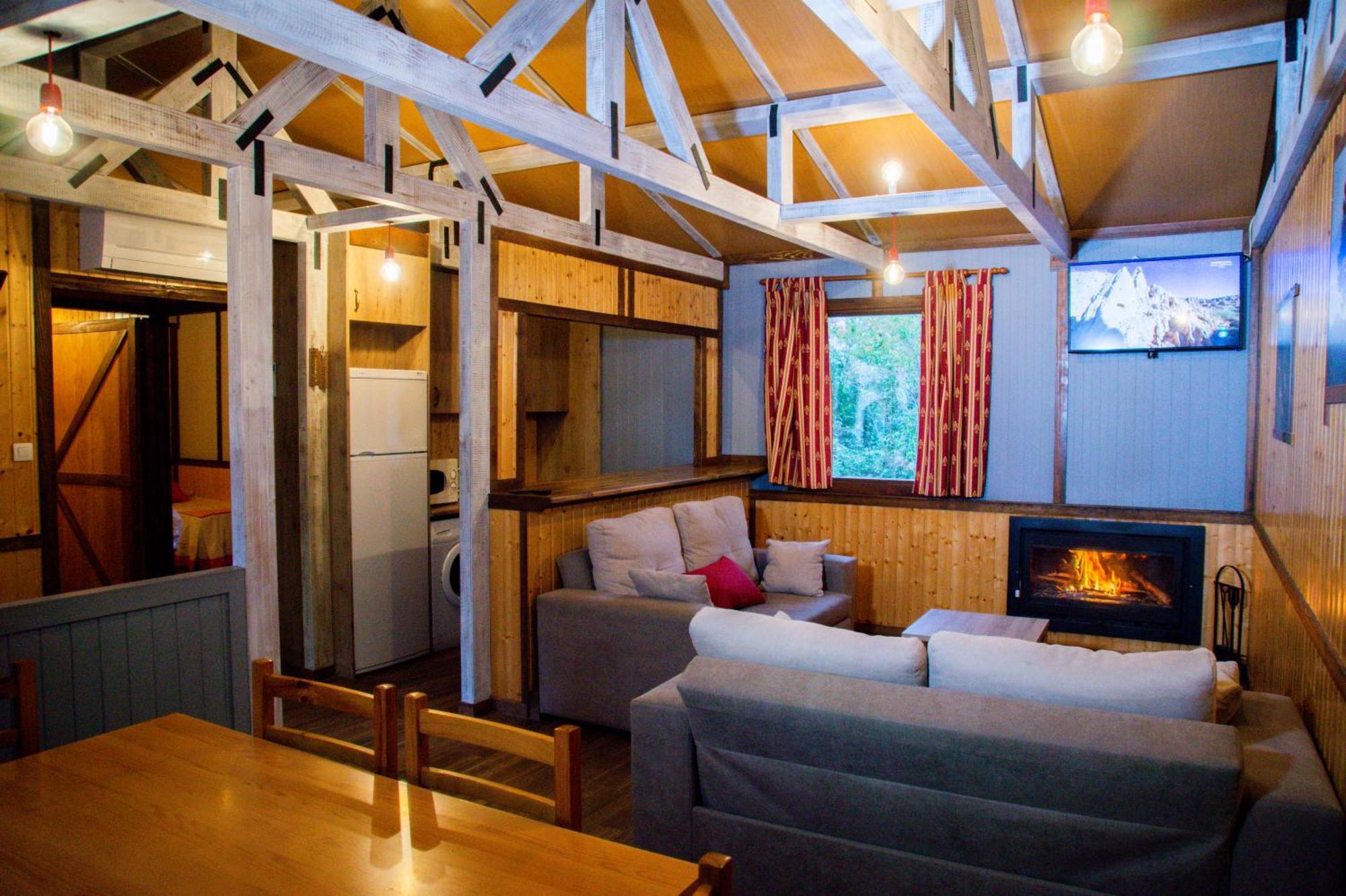 Casas Rurales Vado Del Rio Tus Cortijo Prados 외부 사진
